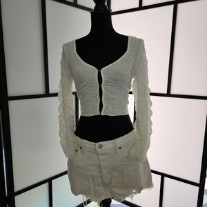 Sunland whitw Long Sleeve Crop Top, size S